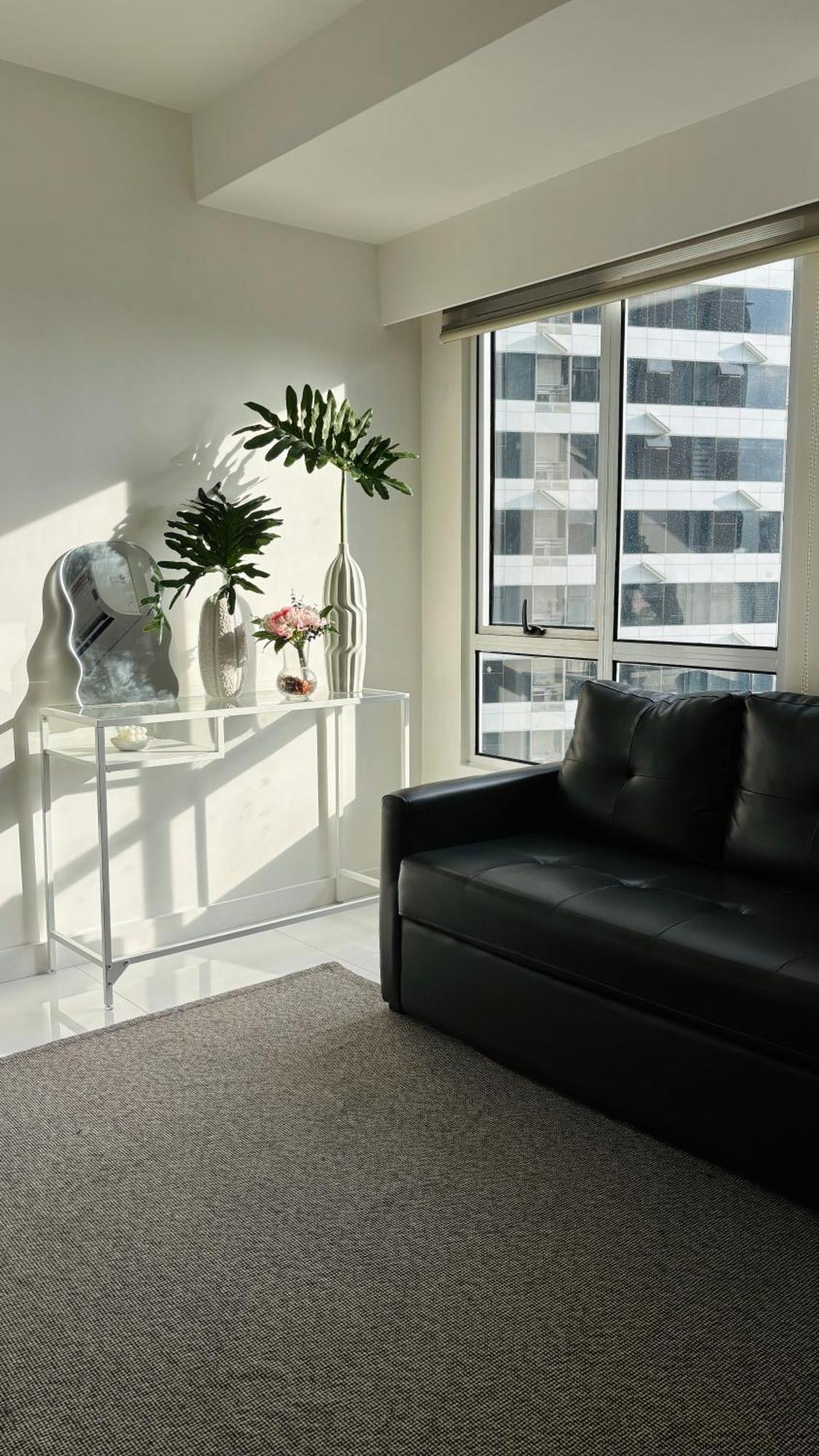 Apartment Sunset And Golf Course View Bgc 2br