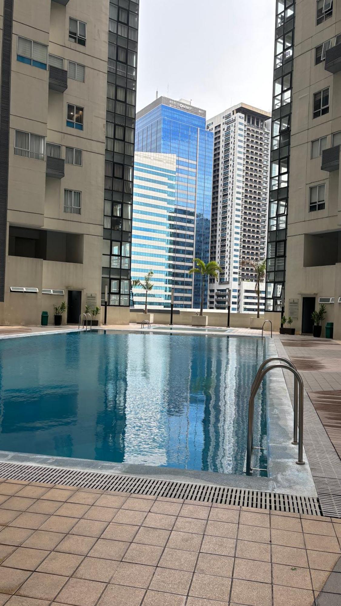 Sunset And Golf Course View Bgc 2br