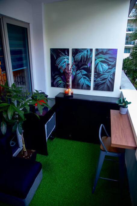 Azure Staycation By Solace Peak 1br Apartment