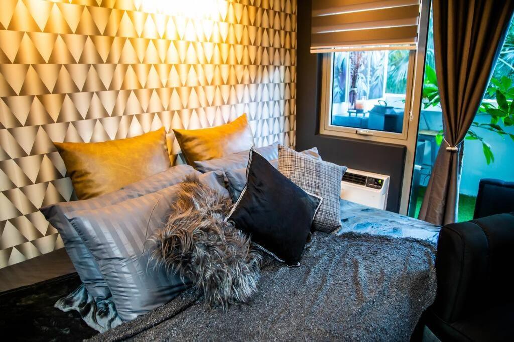 Apartment Azure Staycation By Solace Peak 1br
