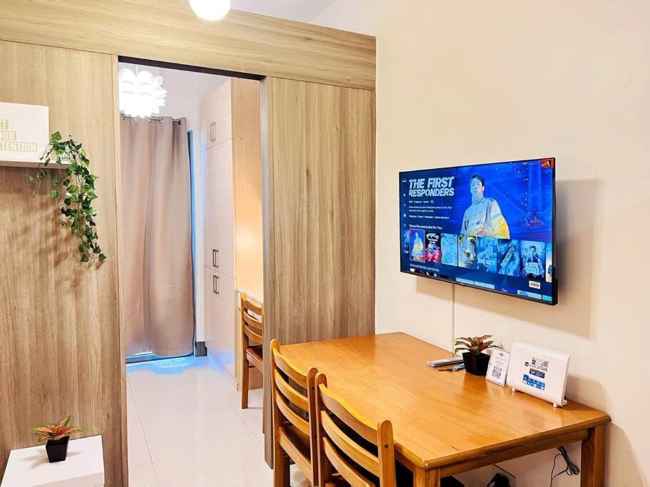 1br Unit Condotel W Balcony Fame Residences -fm18 Apartment *