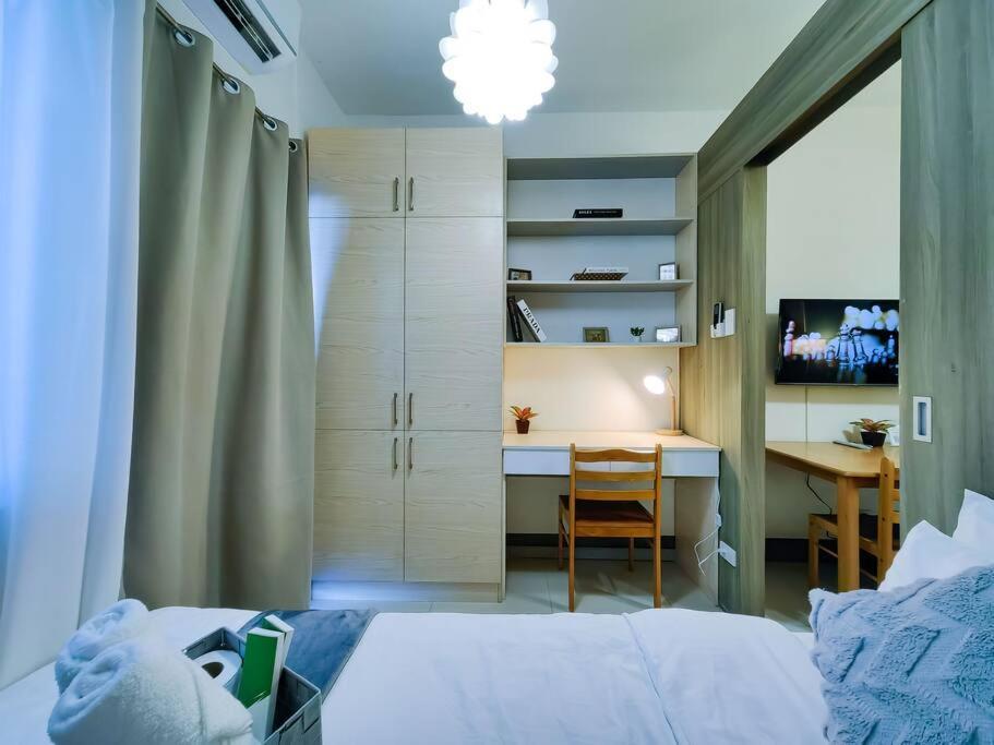 1br Unit Condotel W Balcony Fame Residences -fm18
