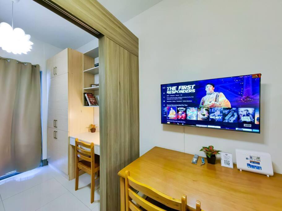 1br Unit Condotel W Balcony Fame Residences -fm18 *
