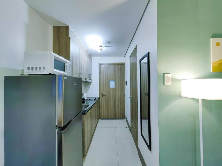 1br Unit Condotel W Balcony Fame Residences -fm18 Apartment *