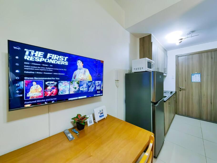 Apartment 1br Unit Condotel W Balcony Fame Residences -fm18 *