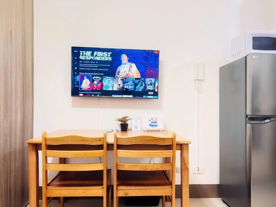 1br Unit Condotel W Balcony Fame Residences -fm18 Apartment Manila