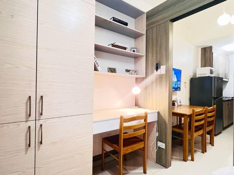 Apartment 1br Unit Condotel W Balcony Fame Residences -fm18