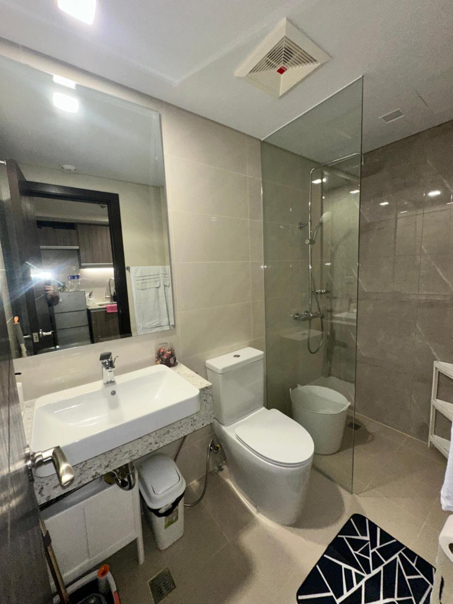 Splendid Sanctuary * Manila