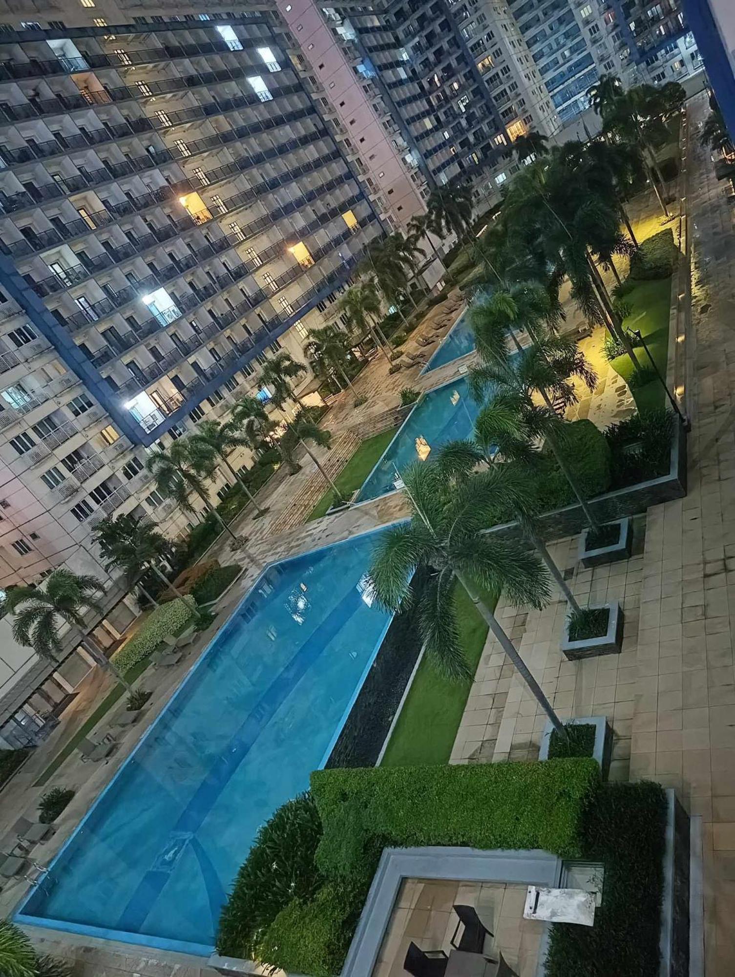 Bliss Staycation At Sea Residences By John Apartment Manila