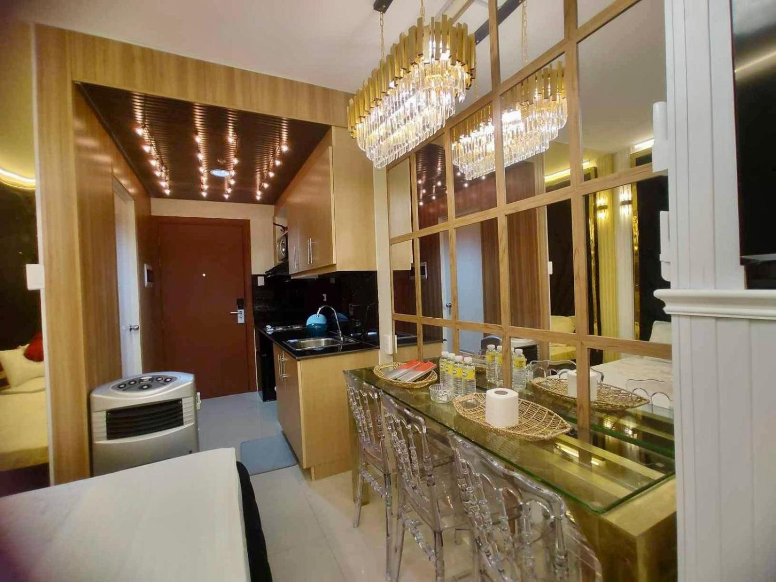 Shell Residences Mall Of Asia