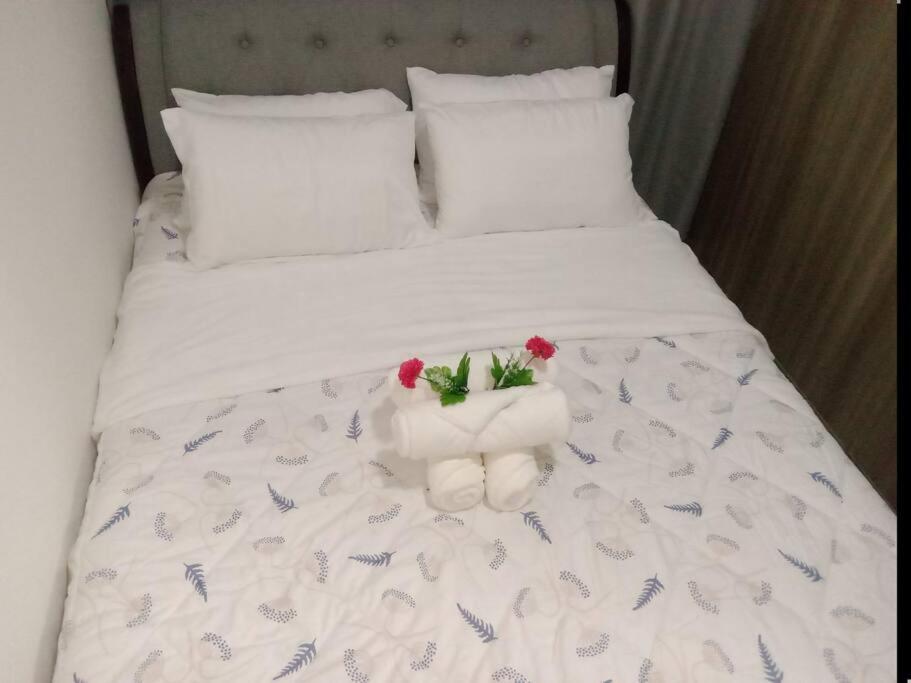 Luxurious Bayview 2br Near Moa Picc Ccp Free Wifi In Pasay Apartamento *