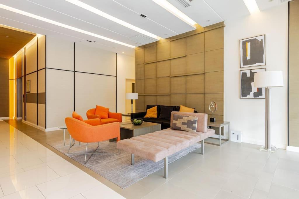 Perfect For In Levels Burbank Manila