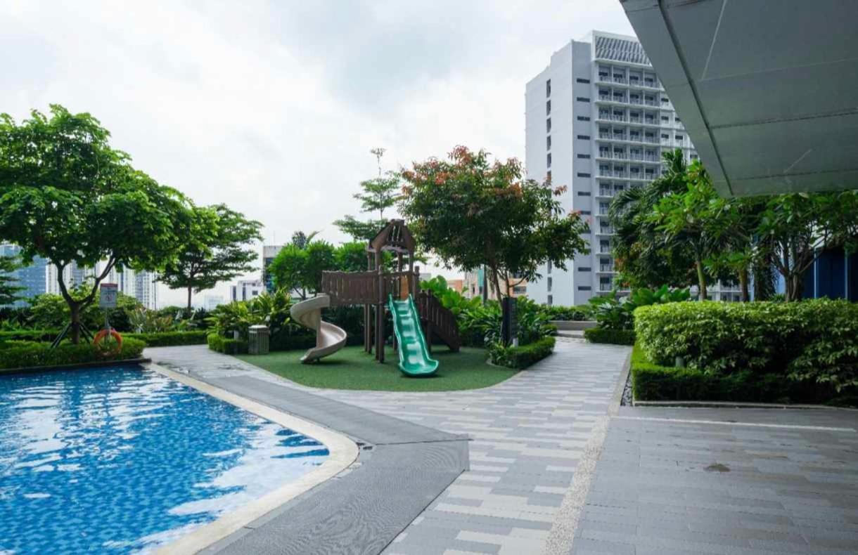 Homey Atmosphere In Air Residences Makati Philippines Manila