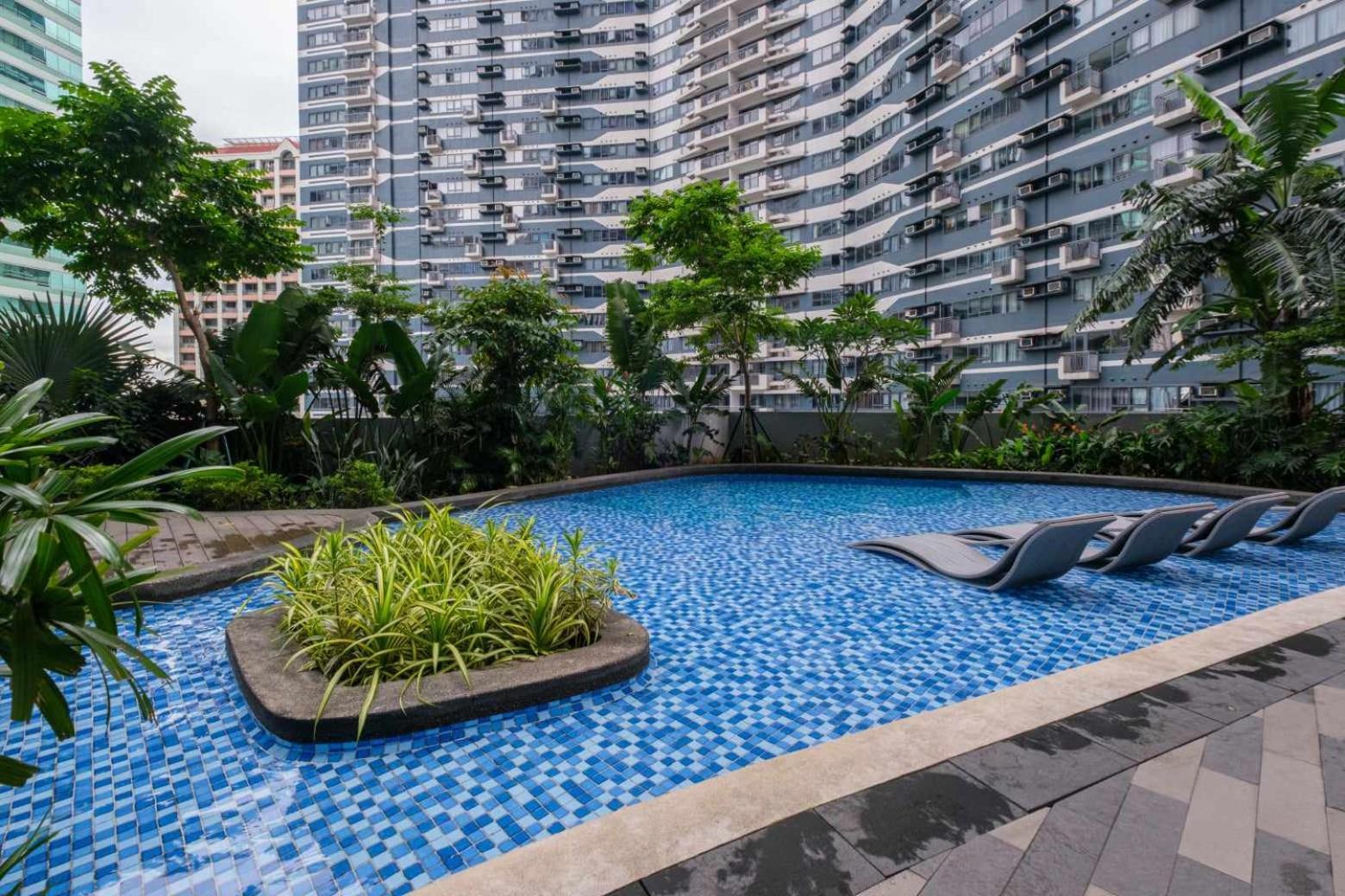 Homey Atmosphere In Air Residences Makati Philippines Manila