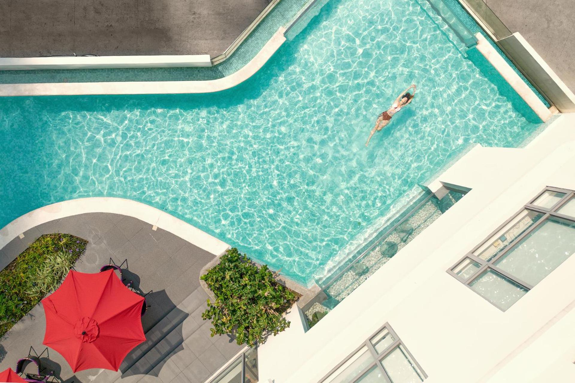 Novotel Manila Aqua Residences Near Makati By Hamodi'Scrib Apartment