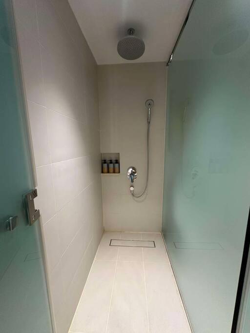 Novotel Manila Aqua Residences Near Makati By Hamodi'Scrib Apartment Manila