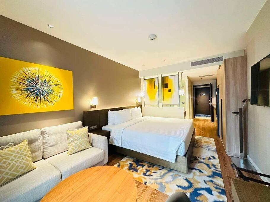 Novotel Manila Aqua Residences Near Makati By Hamodi'Scrib Apartment Manila
