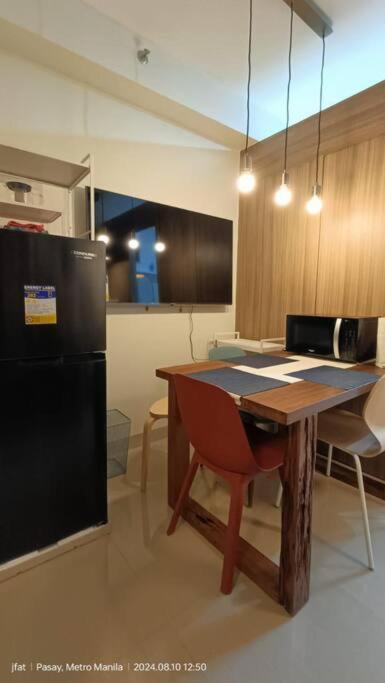 Apartamento Modern Rustic 1-bed In Moa Complex Manila