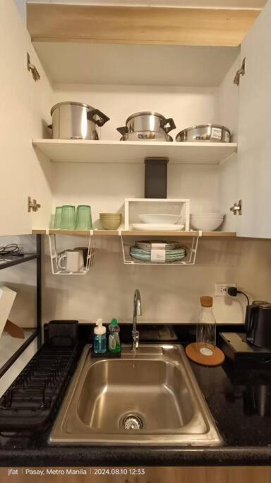 Modern Rustic 1-bed In Moa Complex * Manila