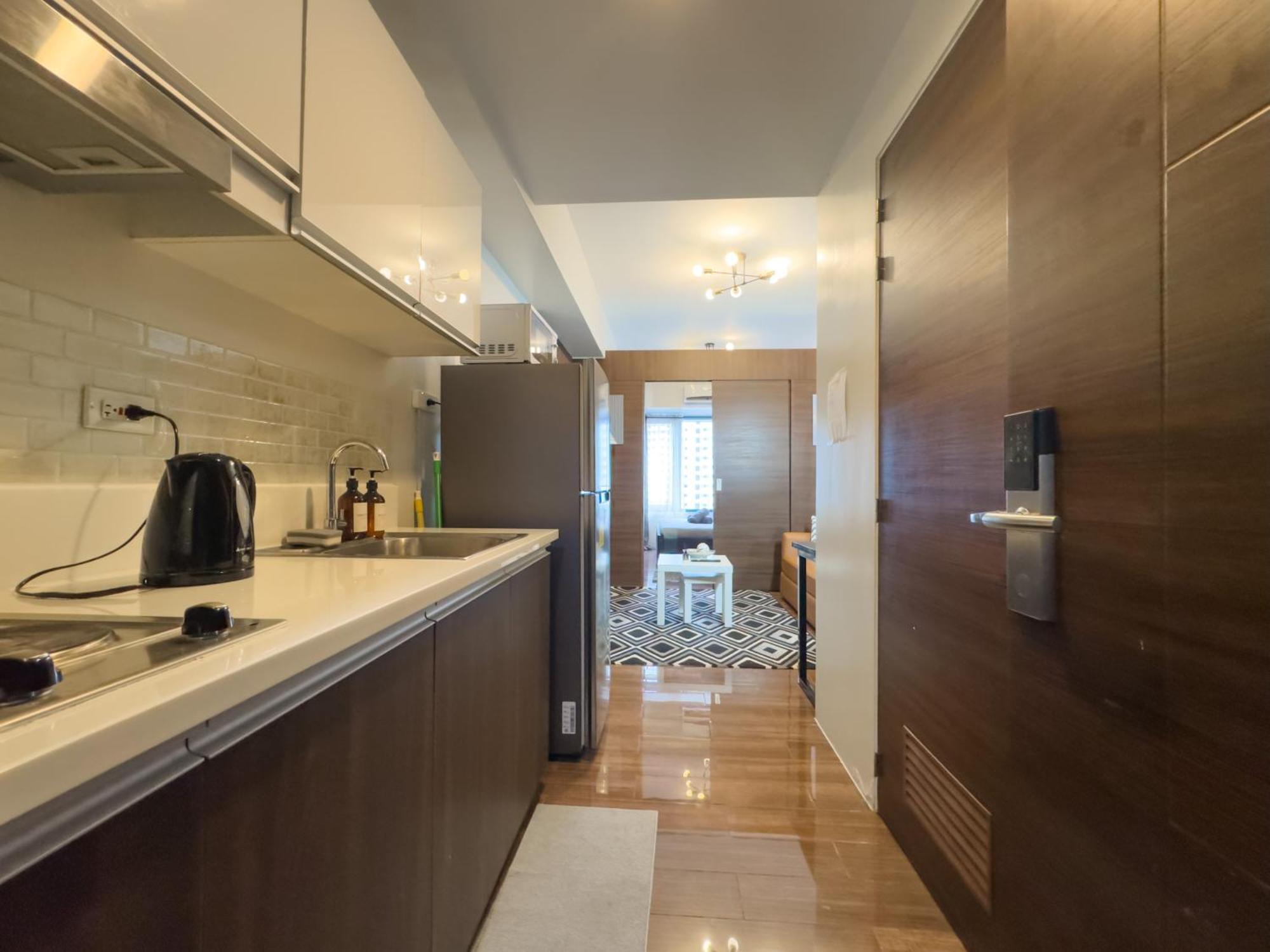 1br Makati, Air Residences M006