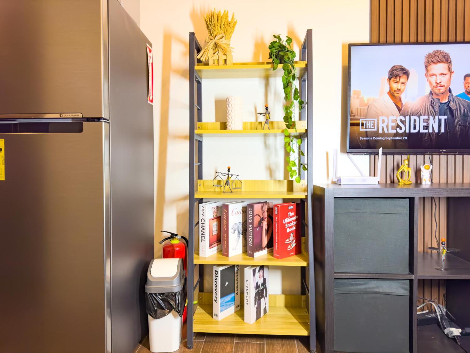 1br Makati, Air Residences M006 *