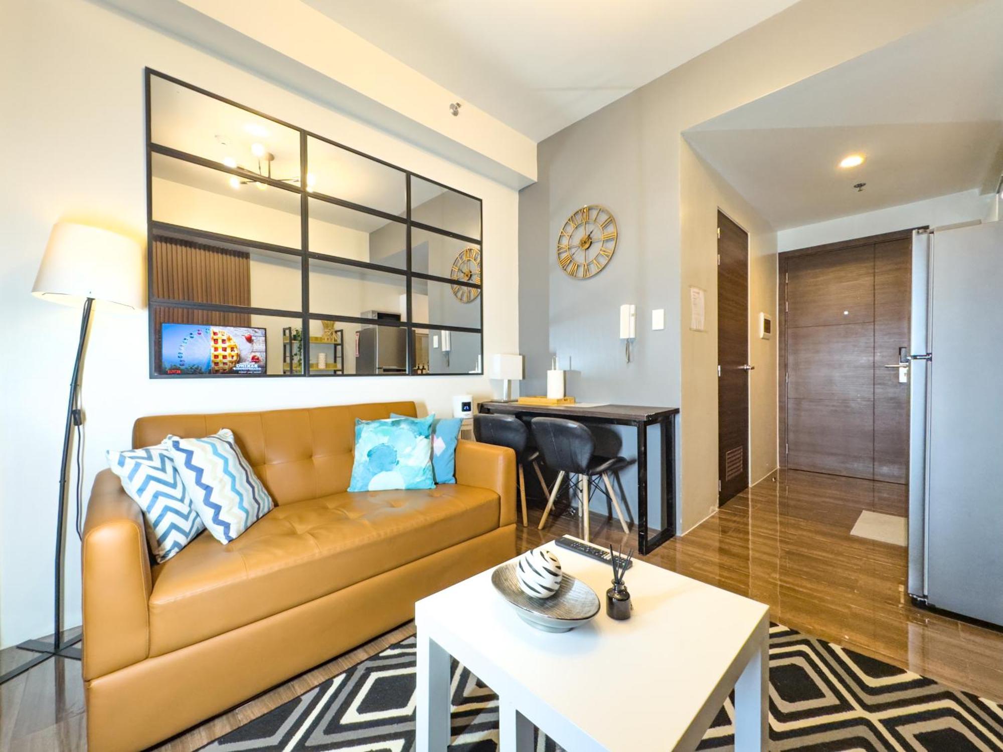 1br Makati, Air Residences M006 Apartment