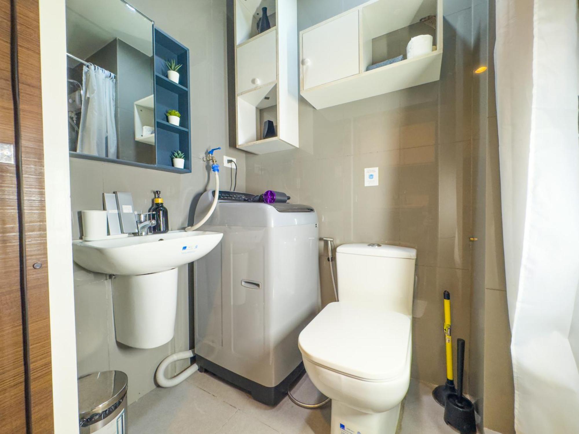 1br Makati, Air Residences M006 Manila