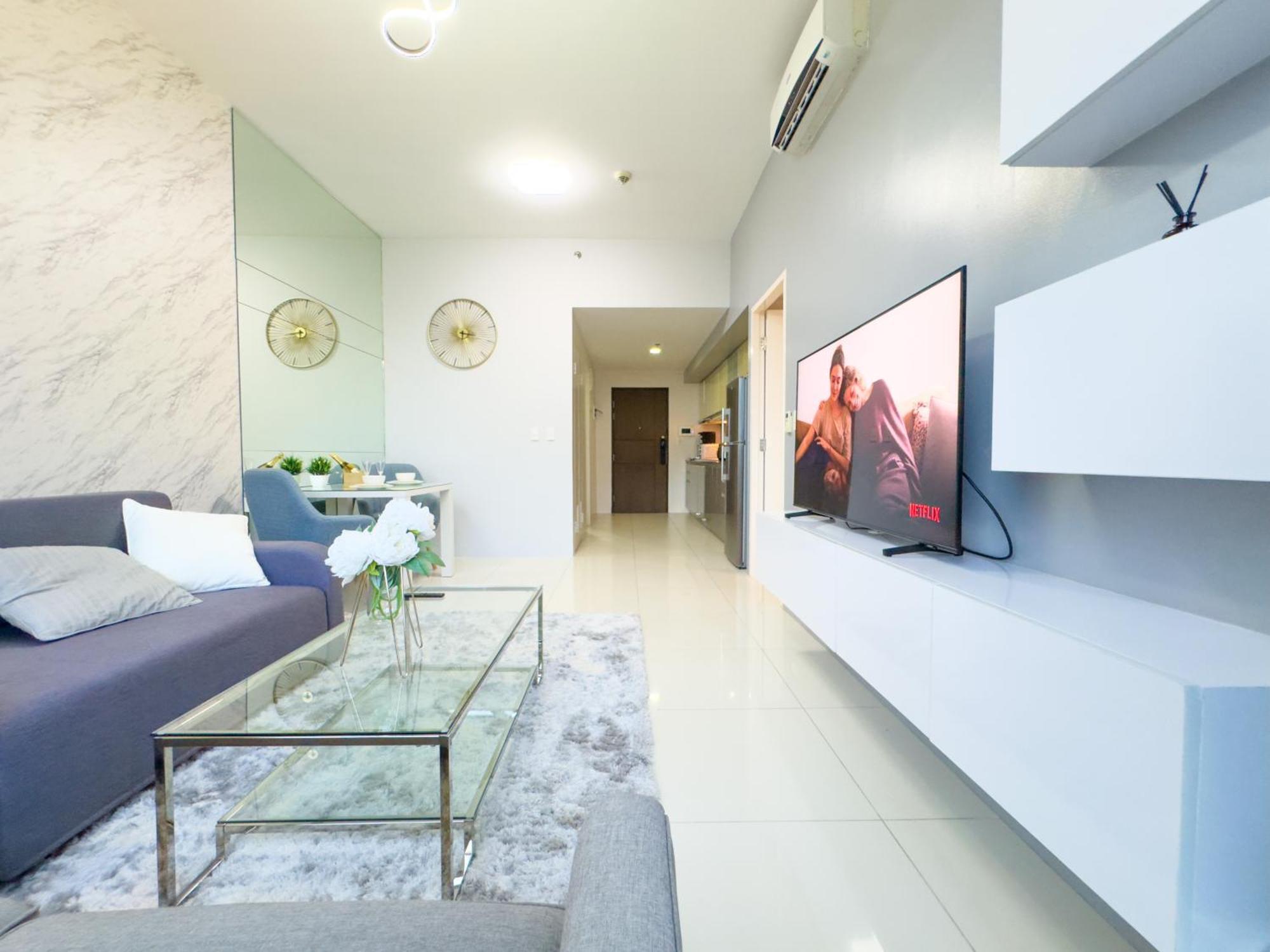 1br Bgc, One Uptown B001