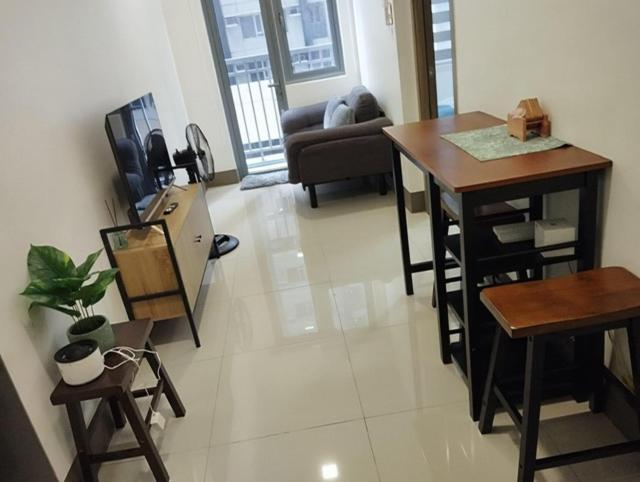 Fame Mandaluyong Staycation