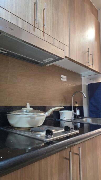 Apartment Cozy Homey Hideout Near Mall Of *
