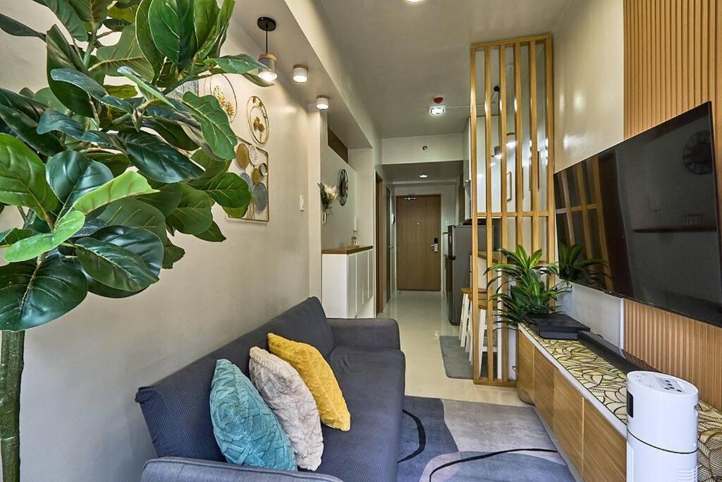 Cozy Homey Hideout Near Mall Of Apartment *