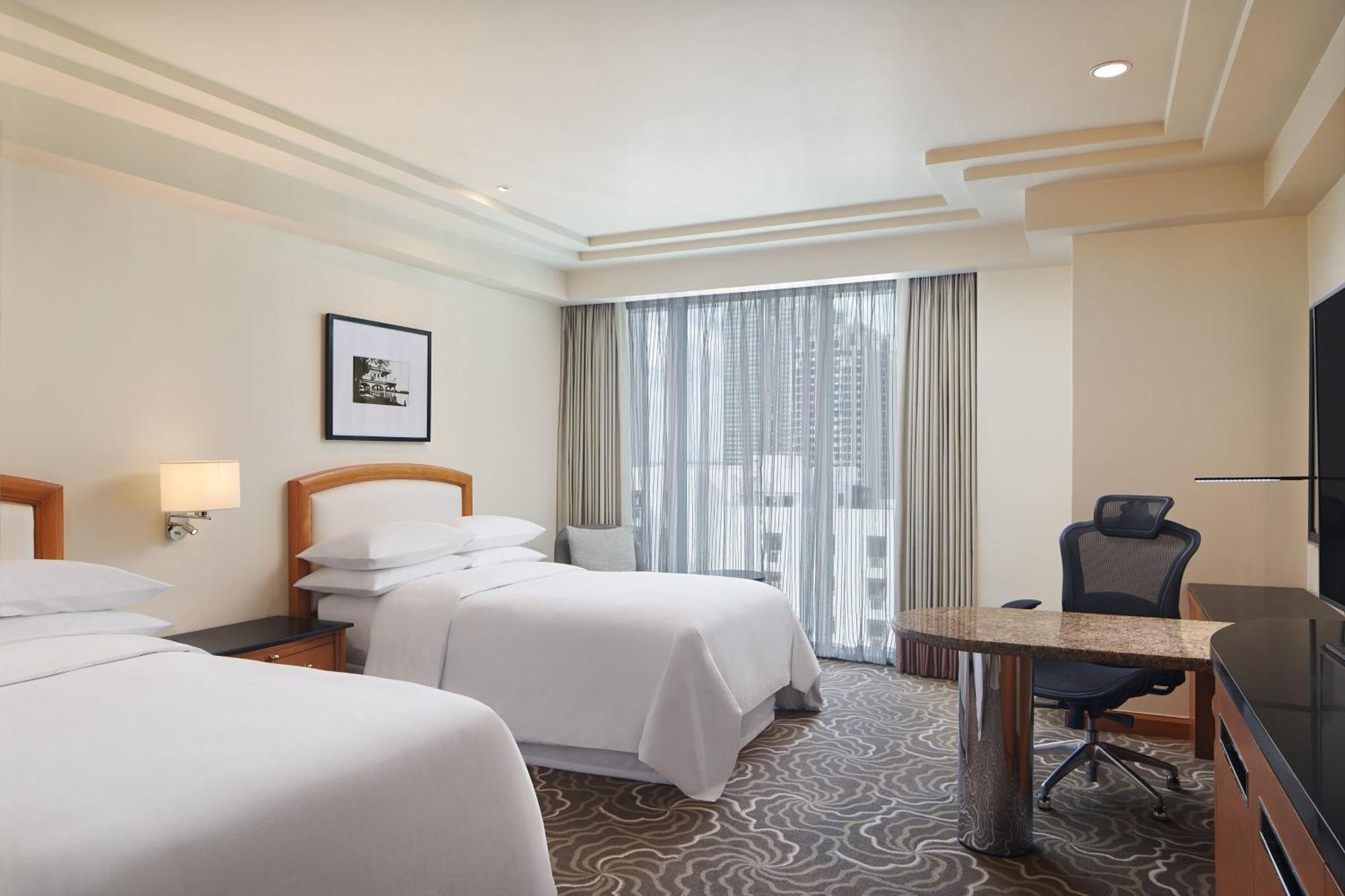 Sheraton Bay Hotel Manila