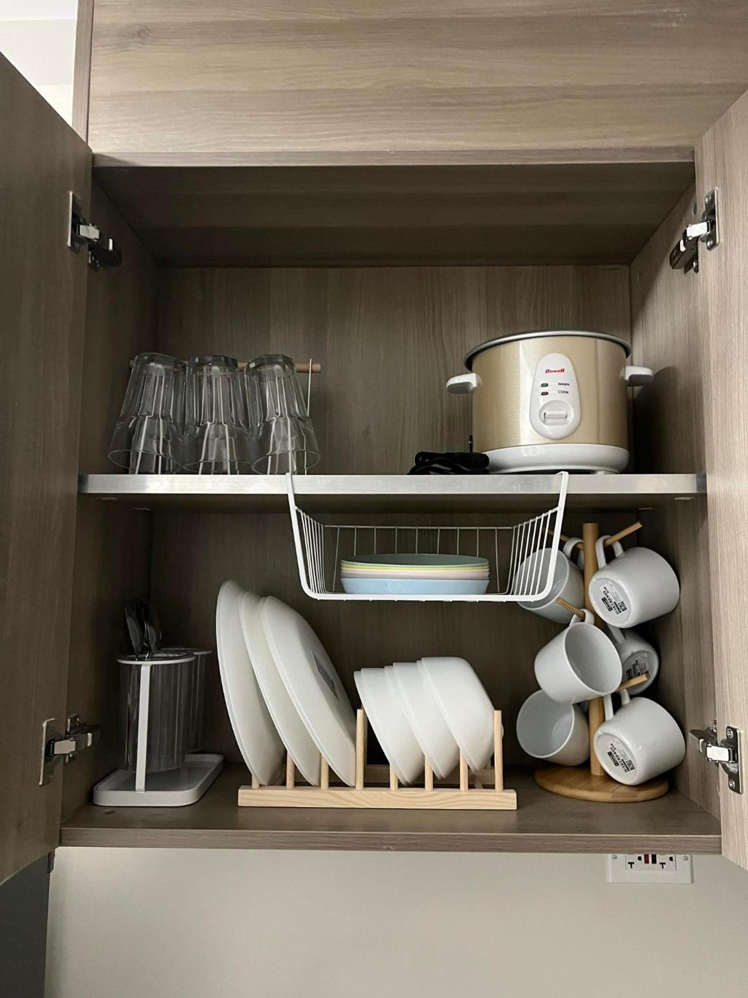 Cozy Vibrant Staycation Netflix Wifi Mandaluyong Apartment *