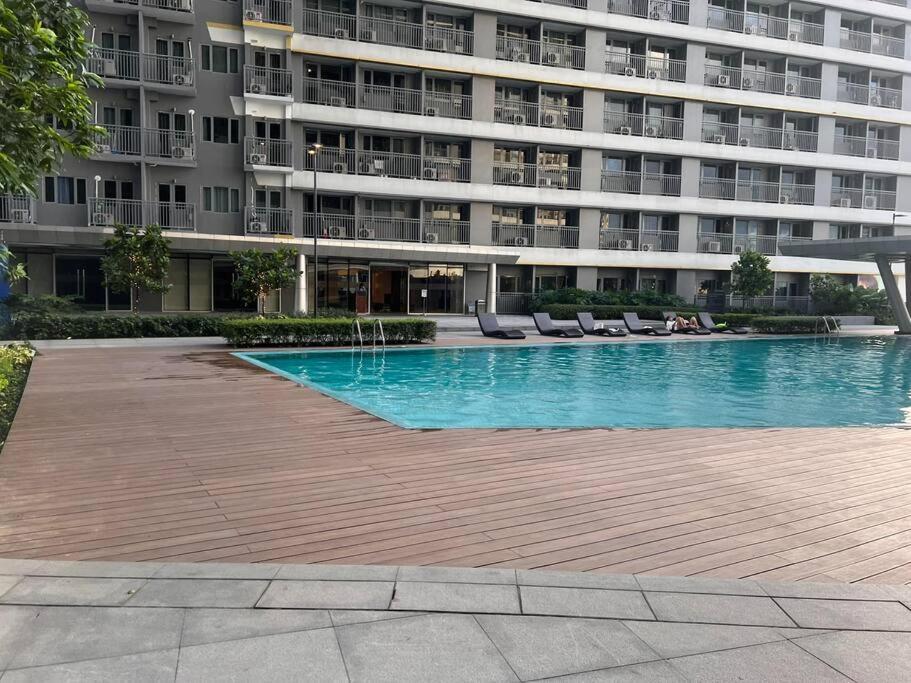 Apartment Cozy Vibrant Staycation Netflix Wifi Mandaluyong Manila