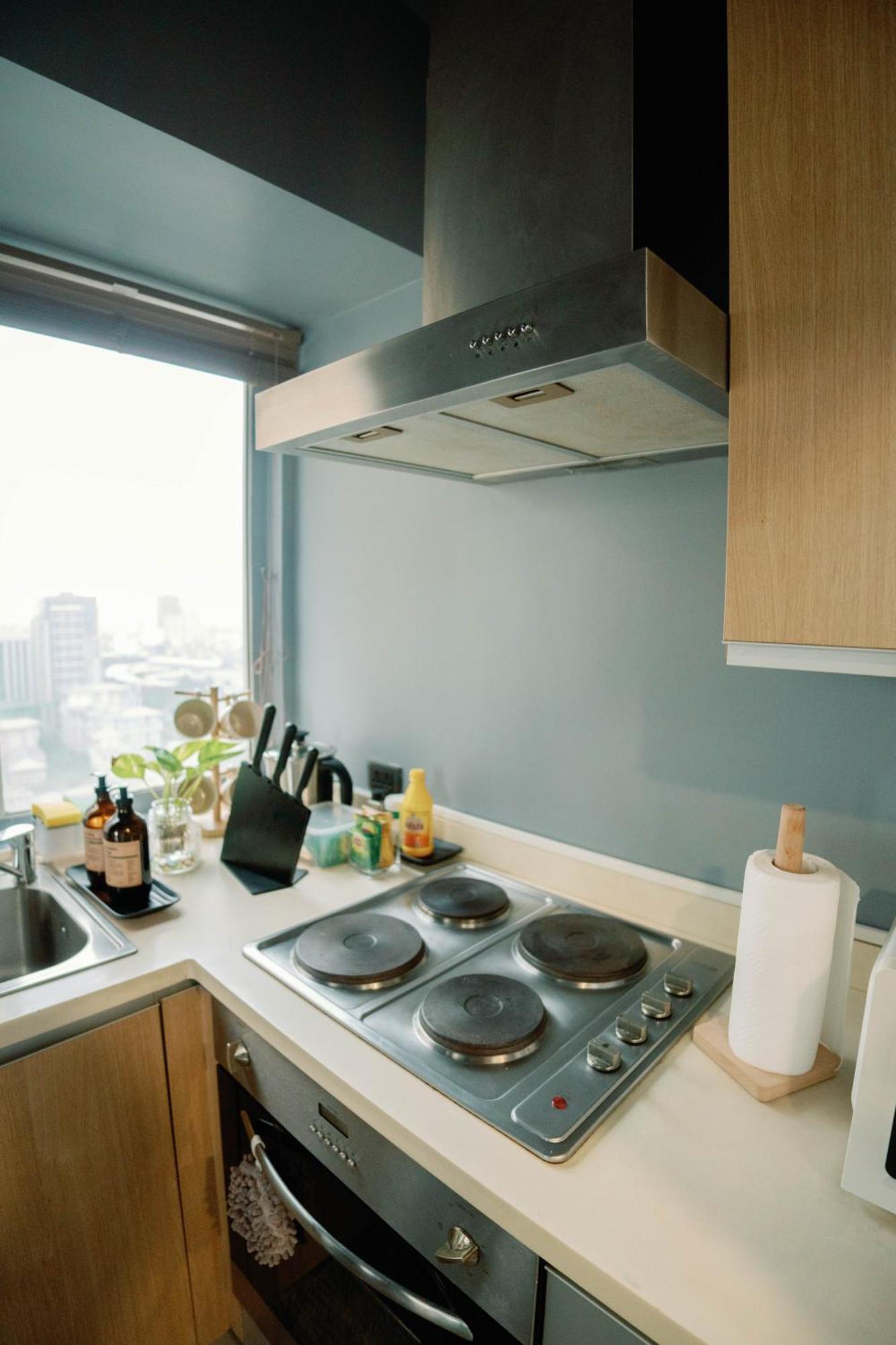 Cozy And Spacious At Soma Bgc Near Sm Aura And Bonifacio High Street