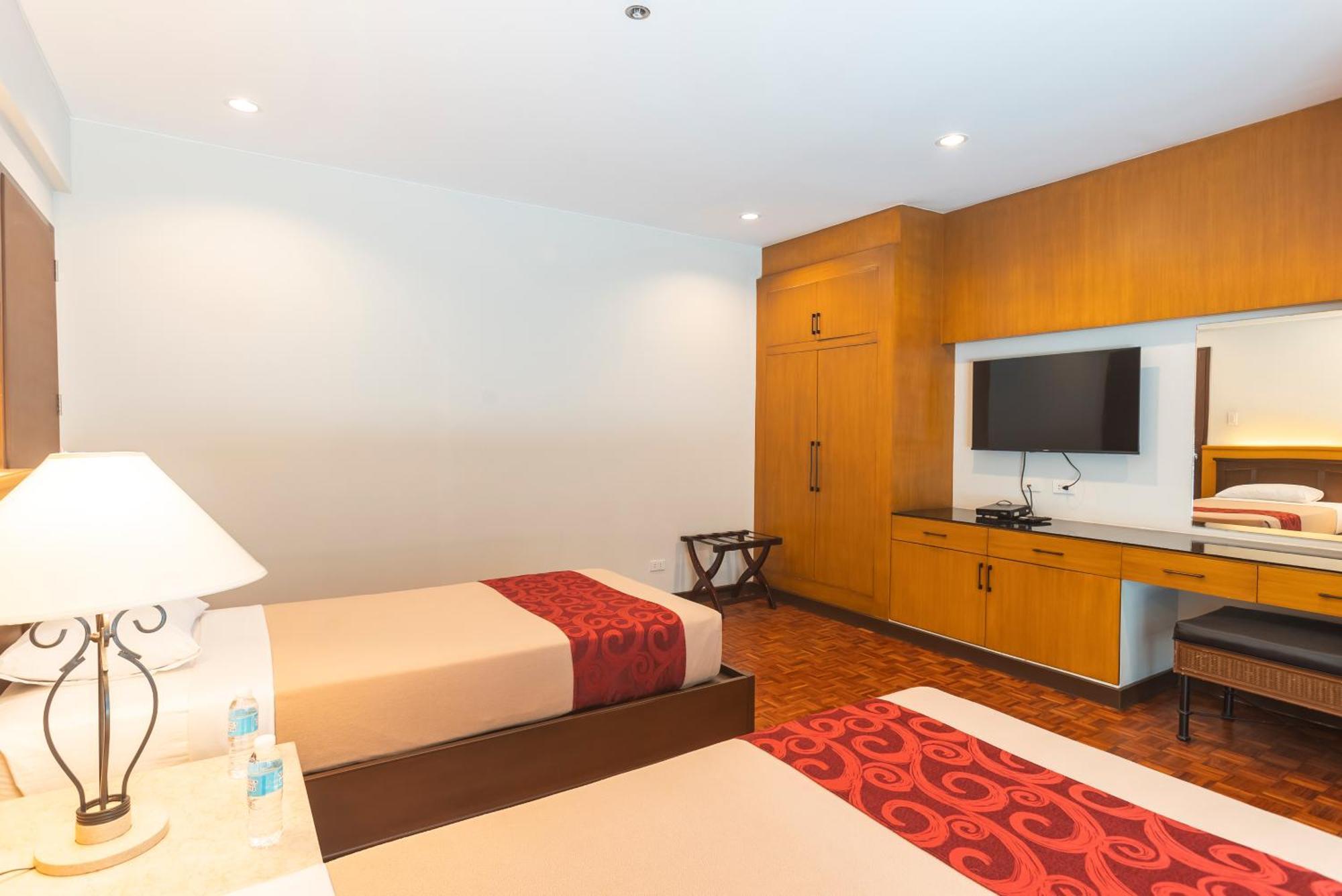 Tropicana Hotel