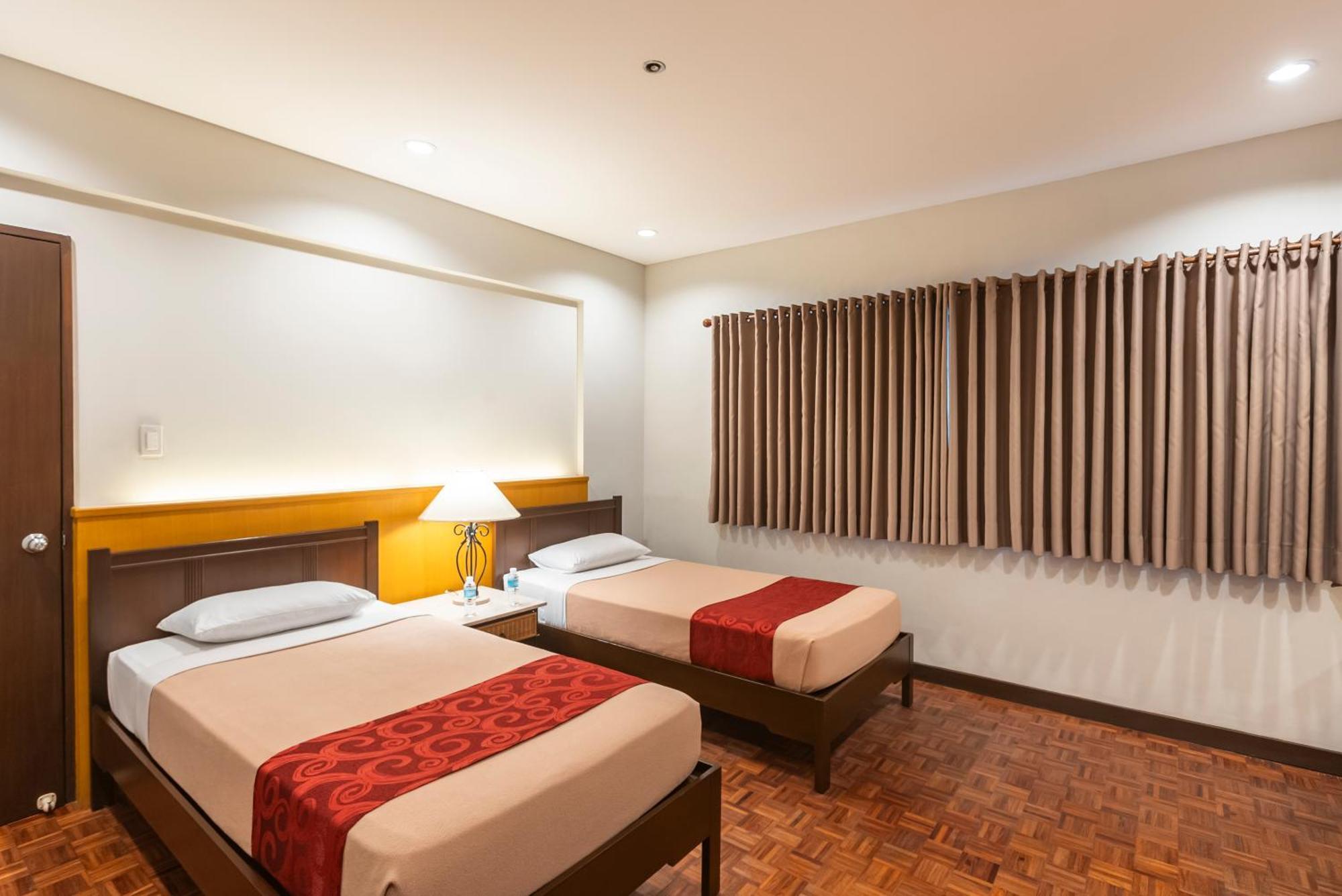 Tropicana Hotel 3*