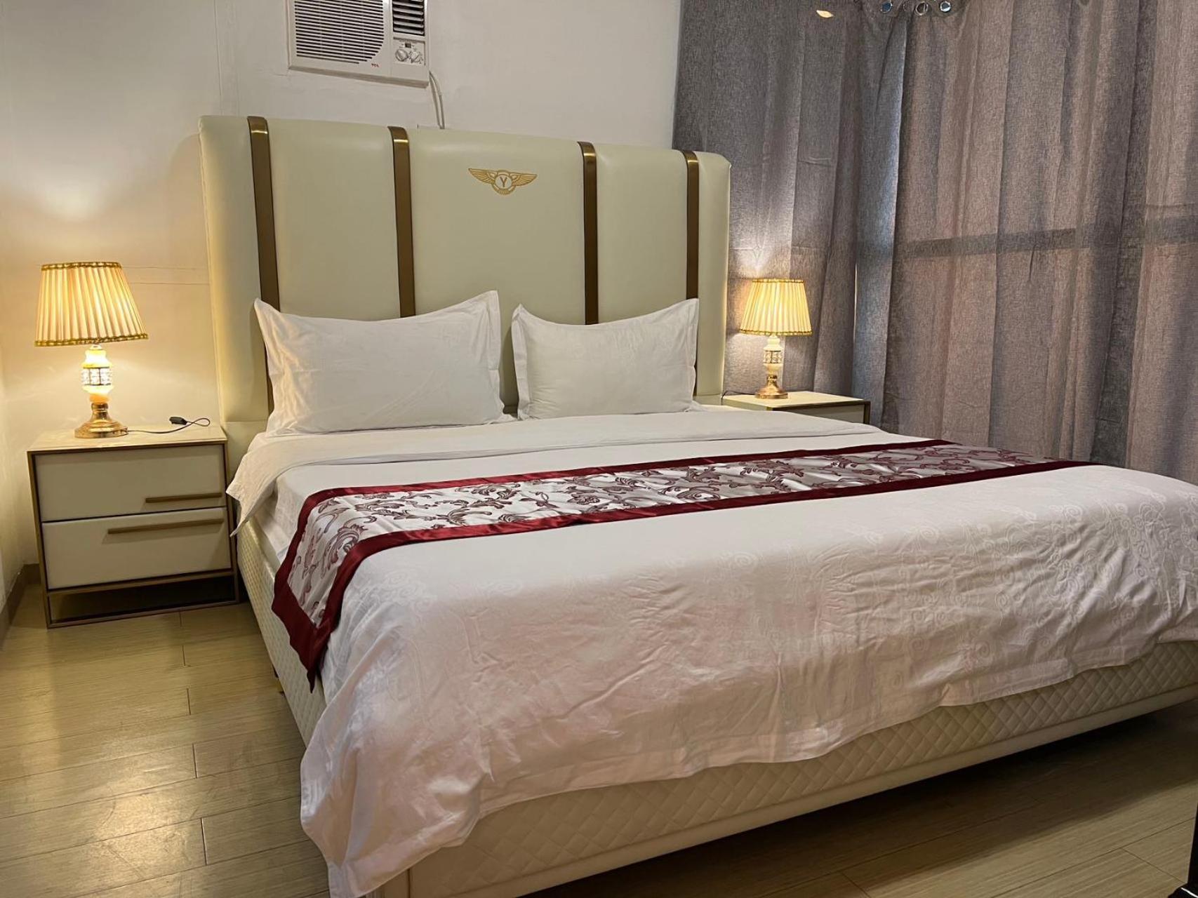 Sunset House Roxas Bay Apartment *