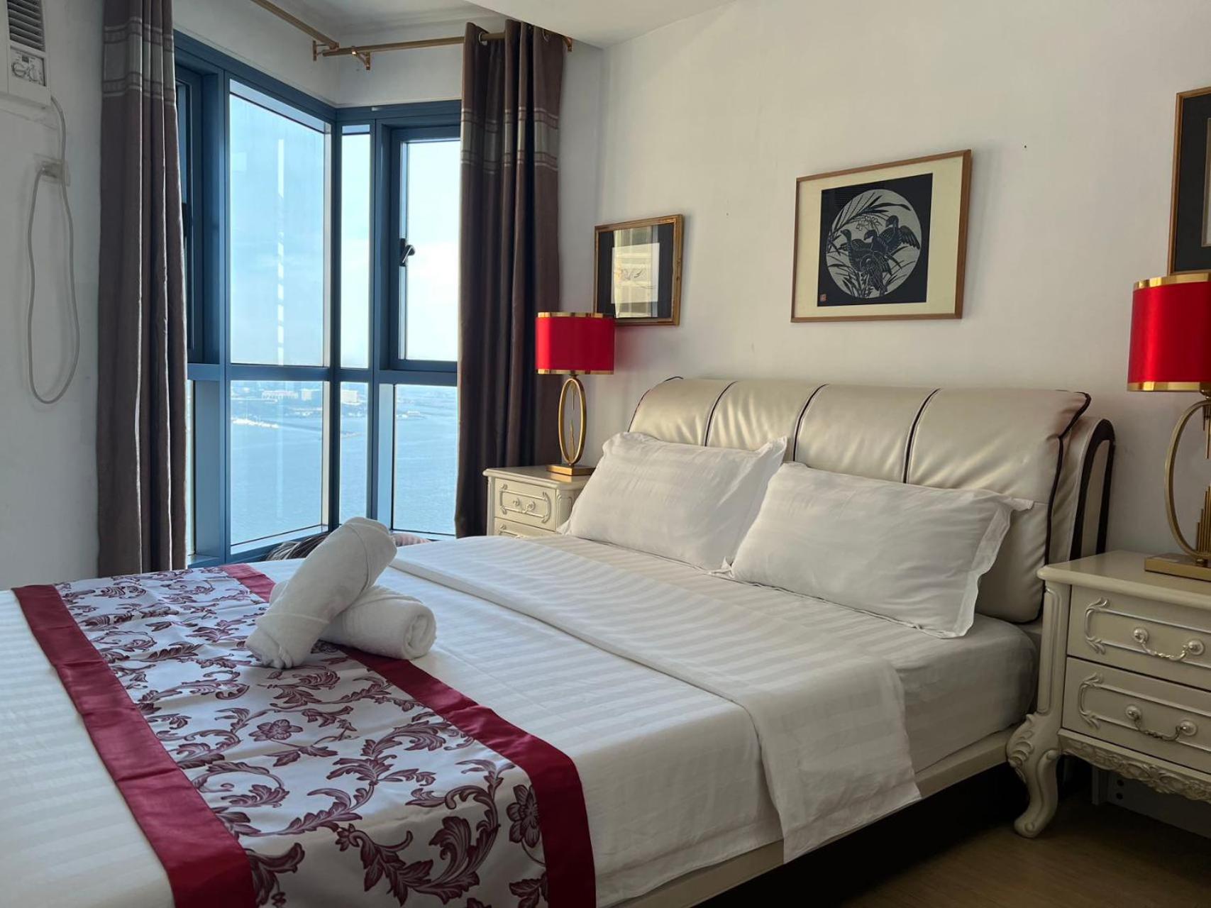 Sunset House Roxas Bay Apartment