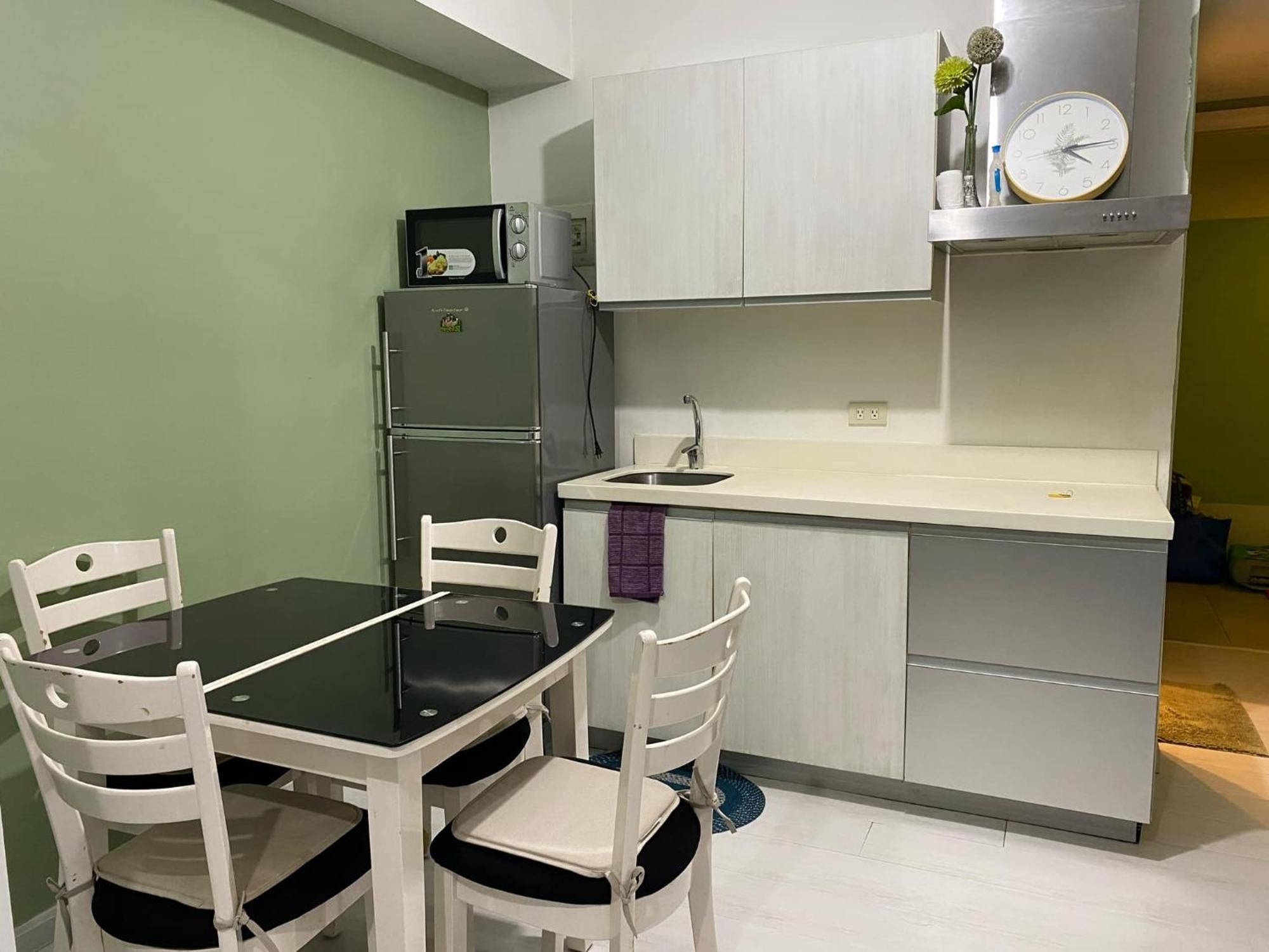 Azure Urban And Residences By Rosary Apartment *