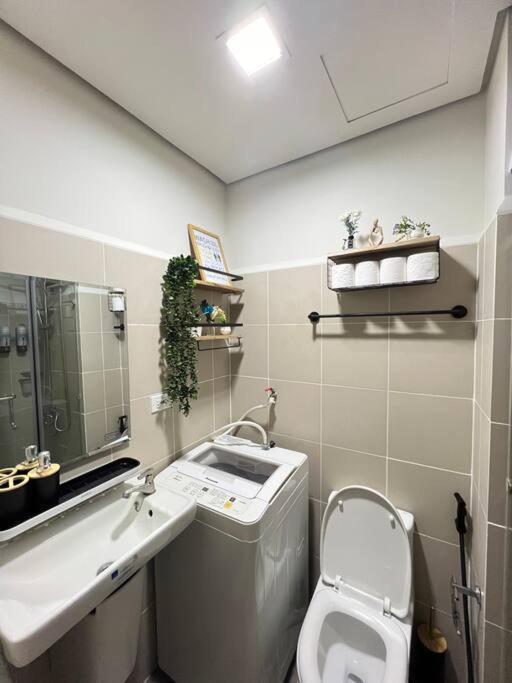 2br Solana Near Moa Picc Naia Apartment