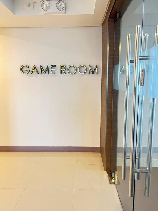 2br Solana Near Moa Picc Naia * Manila