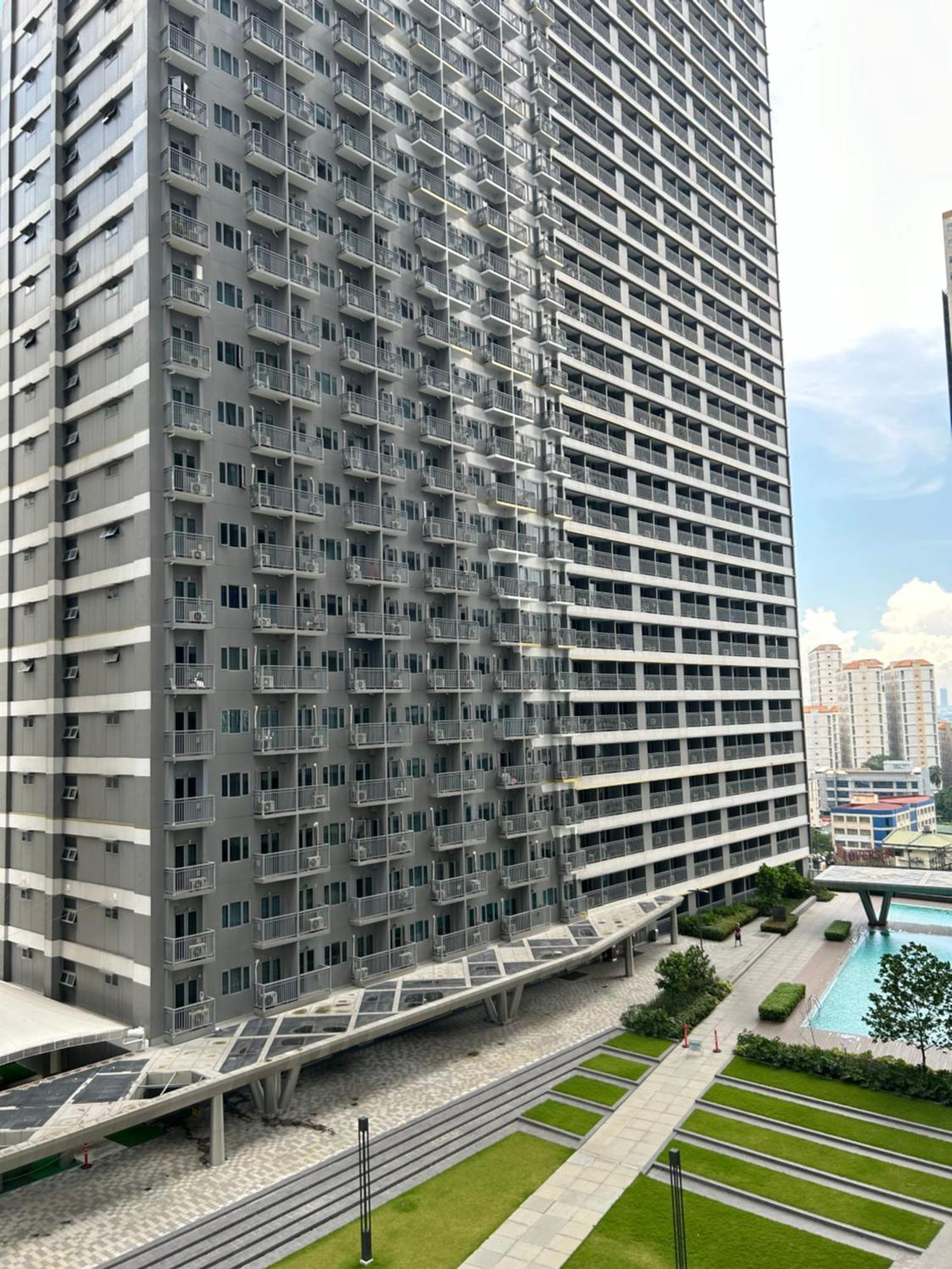 Balay Mulano At Fame Residences Mandaluyong L With Balcony Pool View L 200mbps Wifi Manila