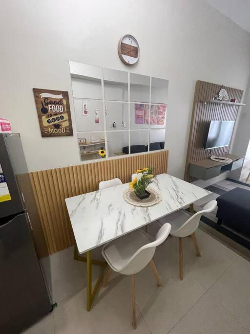 Modern & Cozy Space Near Naia Terminal 1 Apartment *