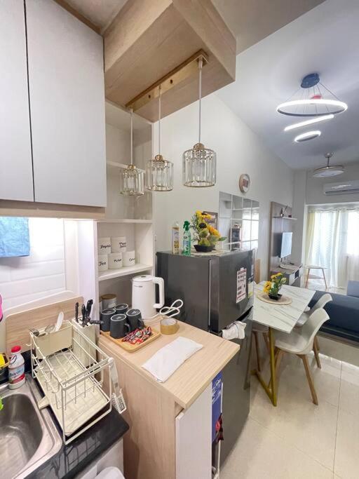 Modern & Cozy Space Near Naia Terminal 1 Apartment *