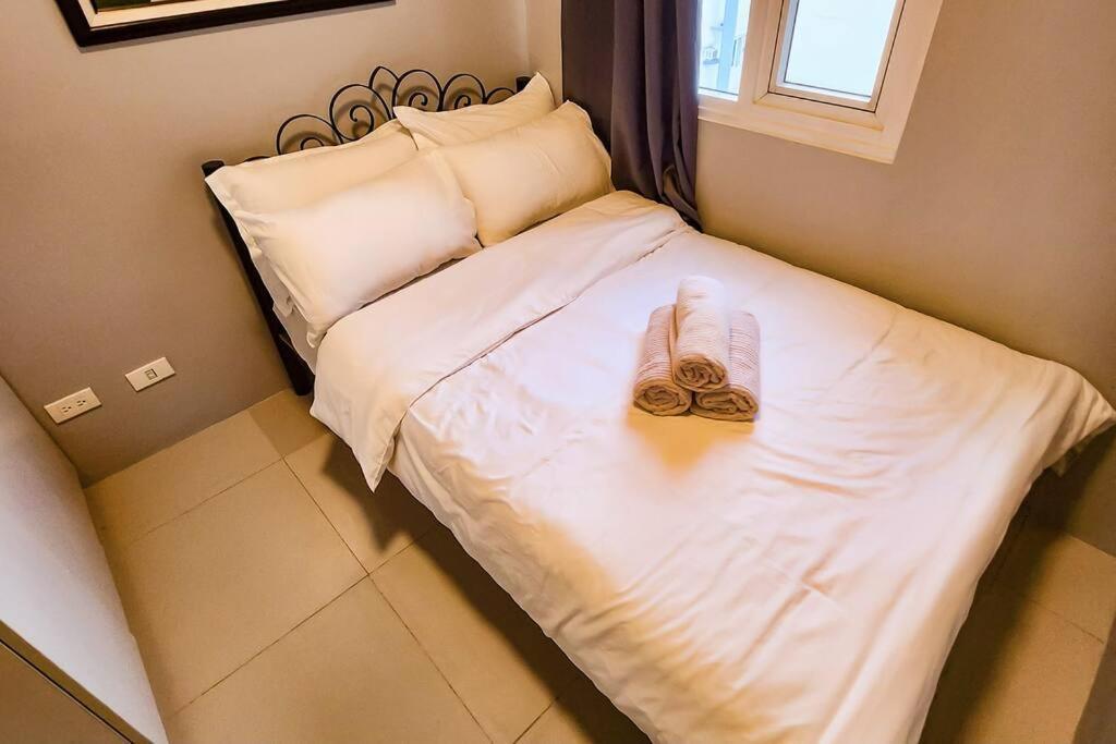 Homey 2br 5 In Makati Apartment Manila