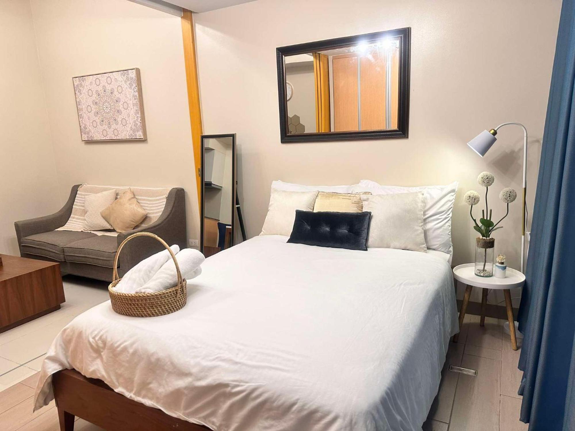 Apartment Modern In Bonifacio Global *