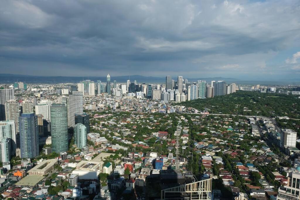 66f 1 Bedroom Penthouse With 2 Balconies Panoramic View * Manila