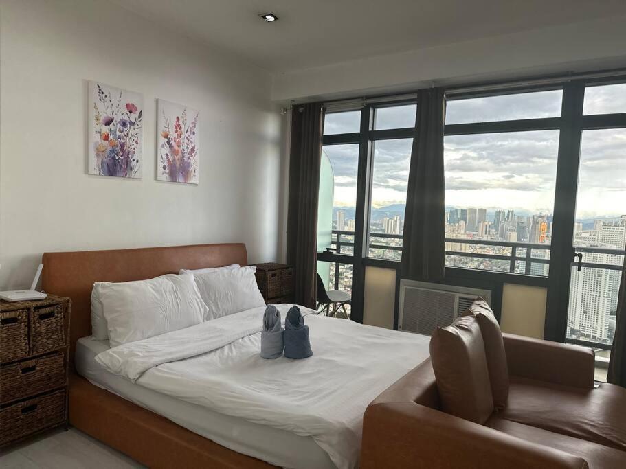 Gramercy On 52nd Floor Rockwell View Free Wifi *