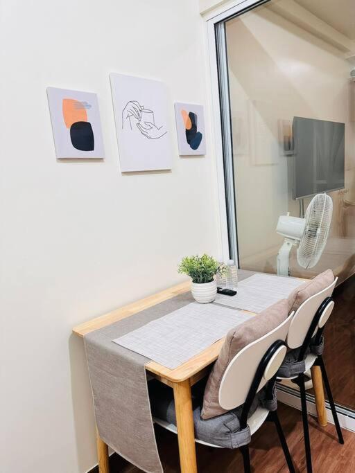 1-br With Pool & Skyline Views In Pasig Apartment *